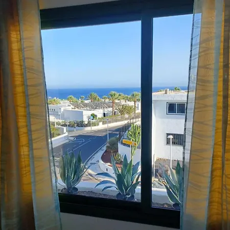 Sunny Corner, Delux Vista Mar And Pool Puerto del Carmen (Lanzarote)